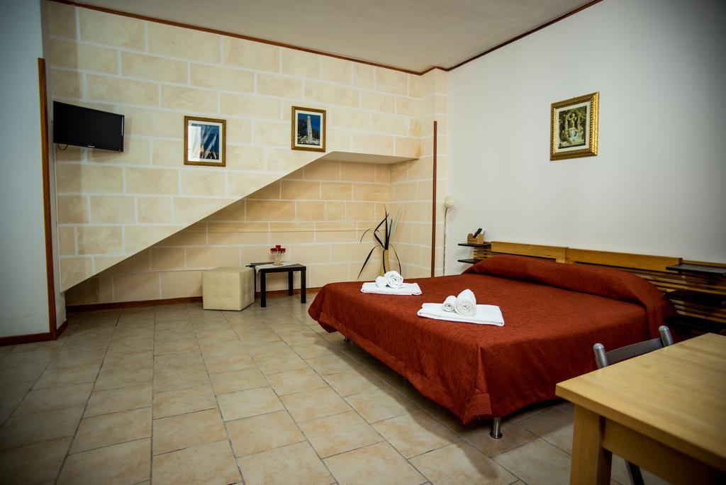 Hotel Residence Lupiae Lecce Eksteriør billede